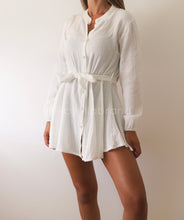 Carregar imagem no visualizador da galeria, Blusa CY04 (branca)
